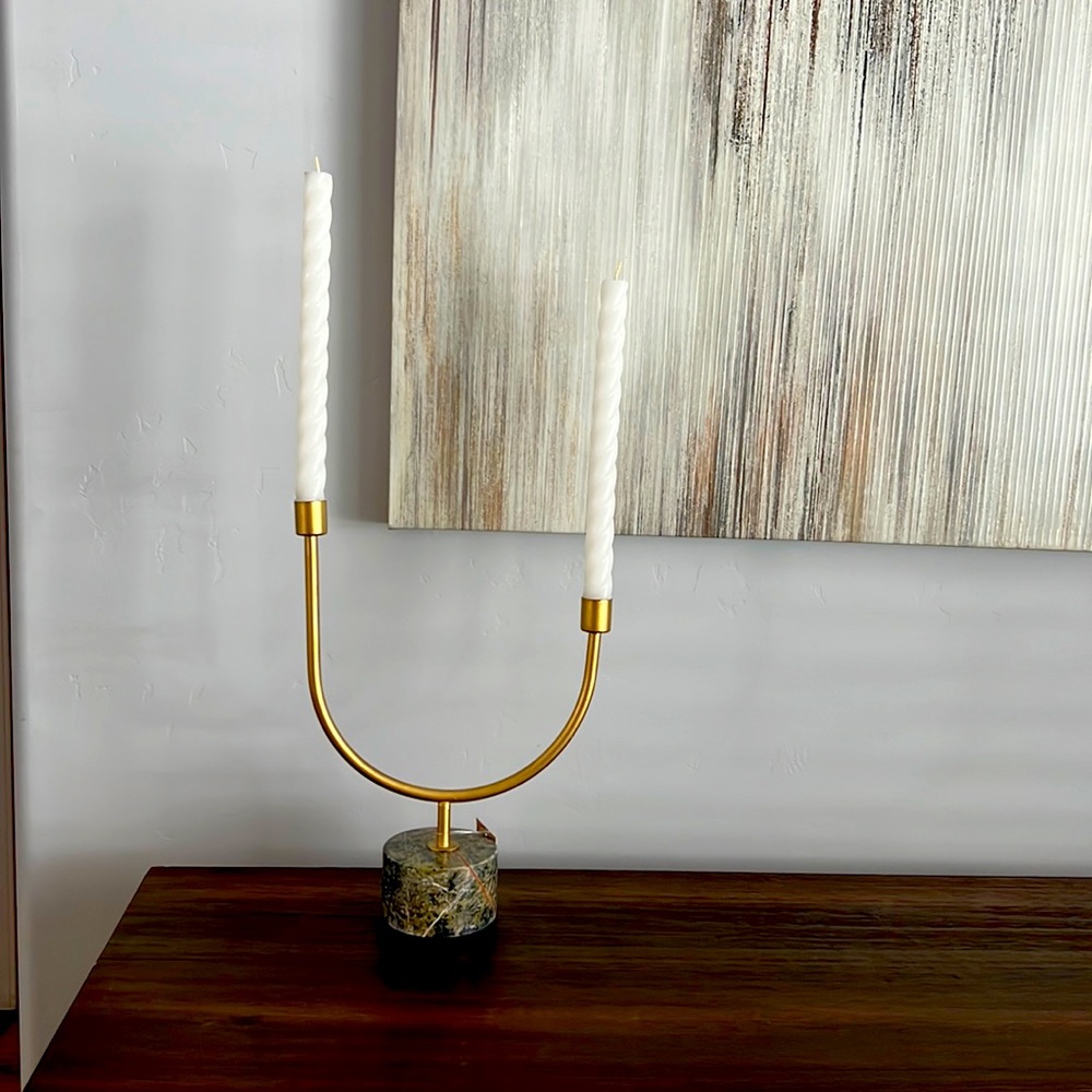 Candle holder